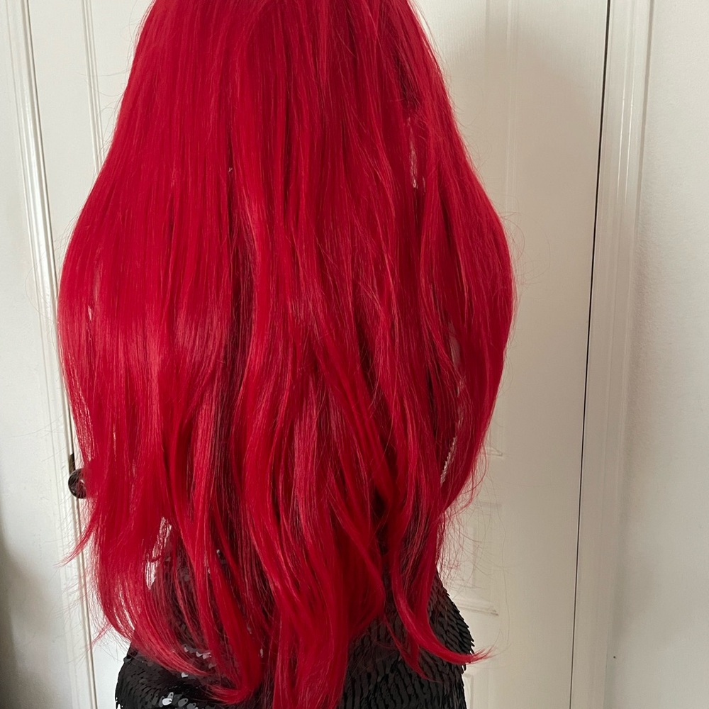 Vibrant Red Women’s Long Synthetic Hair Wig